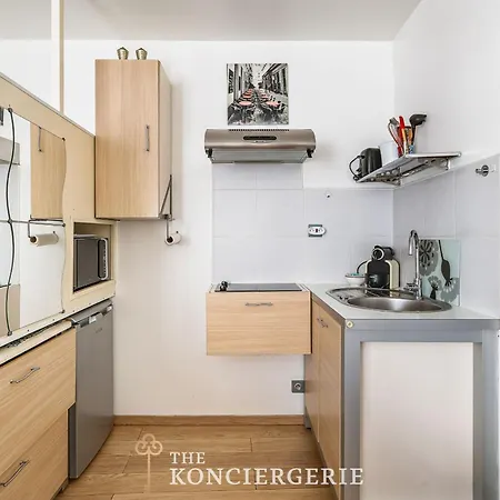 Pied A Terre Proche De Odeon Апартаменты *