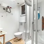 Pied A Terre Proche De Odeon パリ